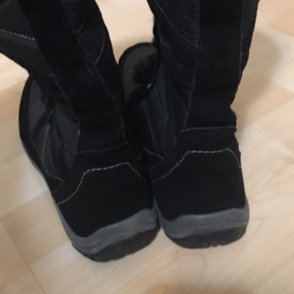 Almost new Khombu faux-fur lined winter boots - Picture 5 of 11